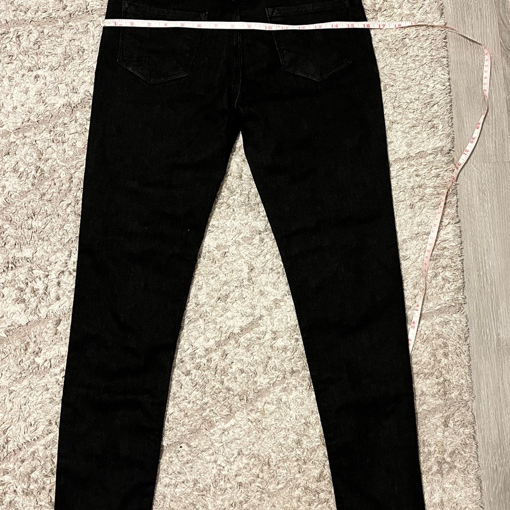 Jeans - Picture 11 of 12